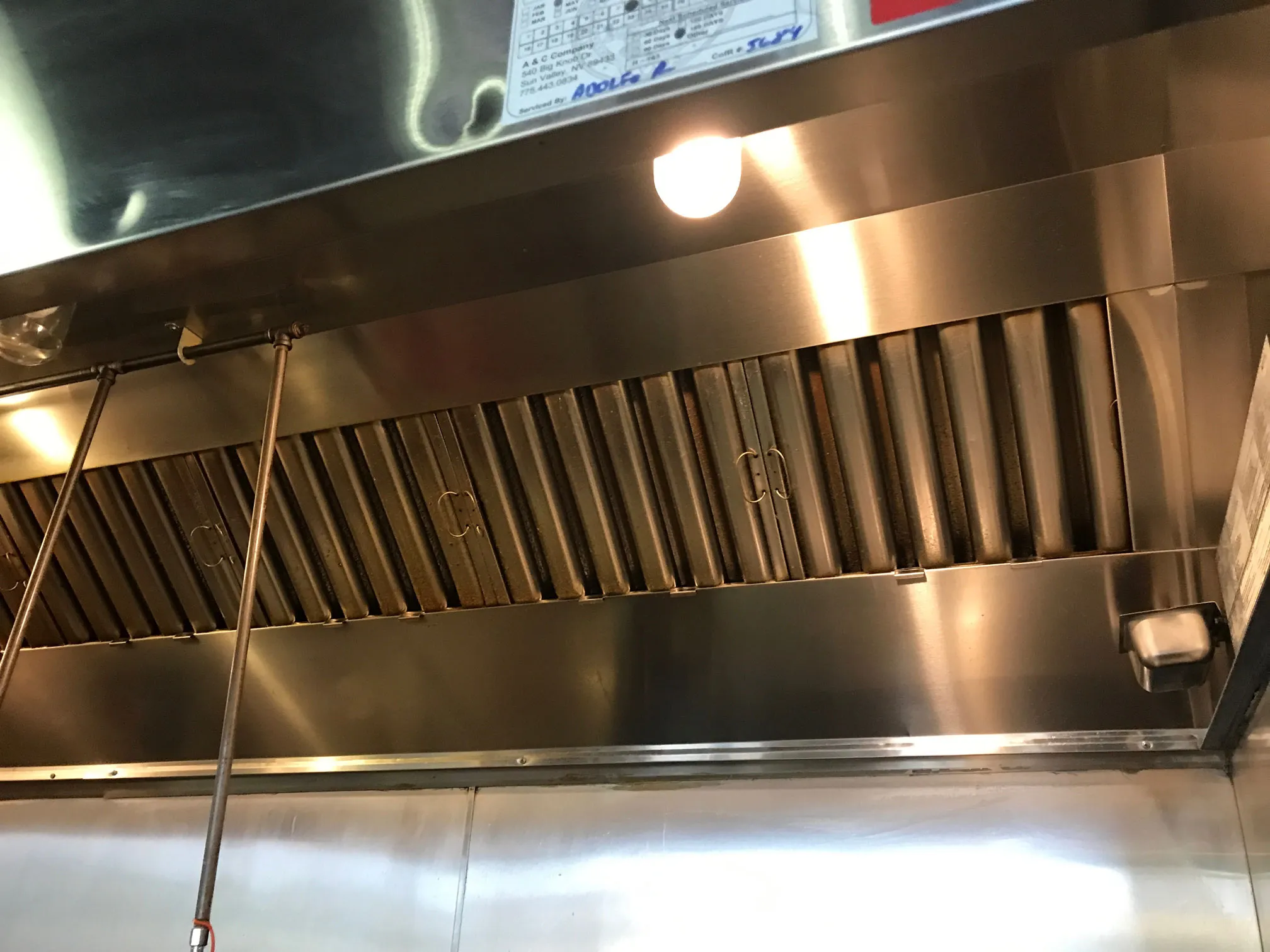 San Fernando Valley Hood Cleaning professional technicians